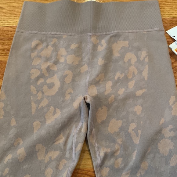 Zella Seamless high waisted yoga pants SZ S - Picture 3 of 4